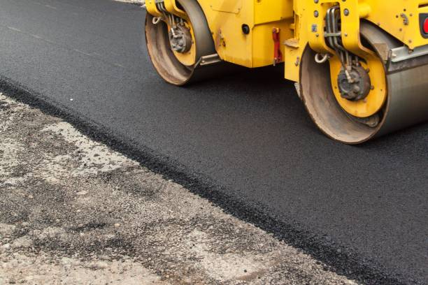 Best Driveway Paver Sealing  in Paramount, CA